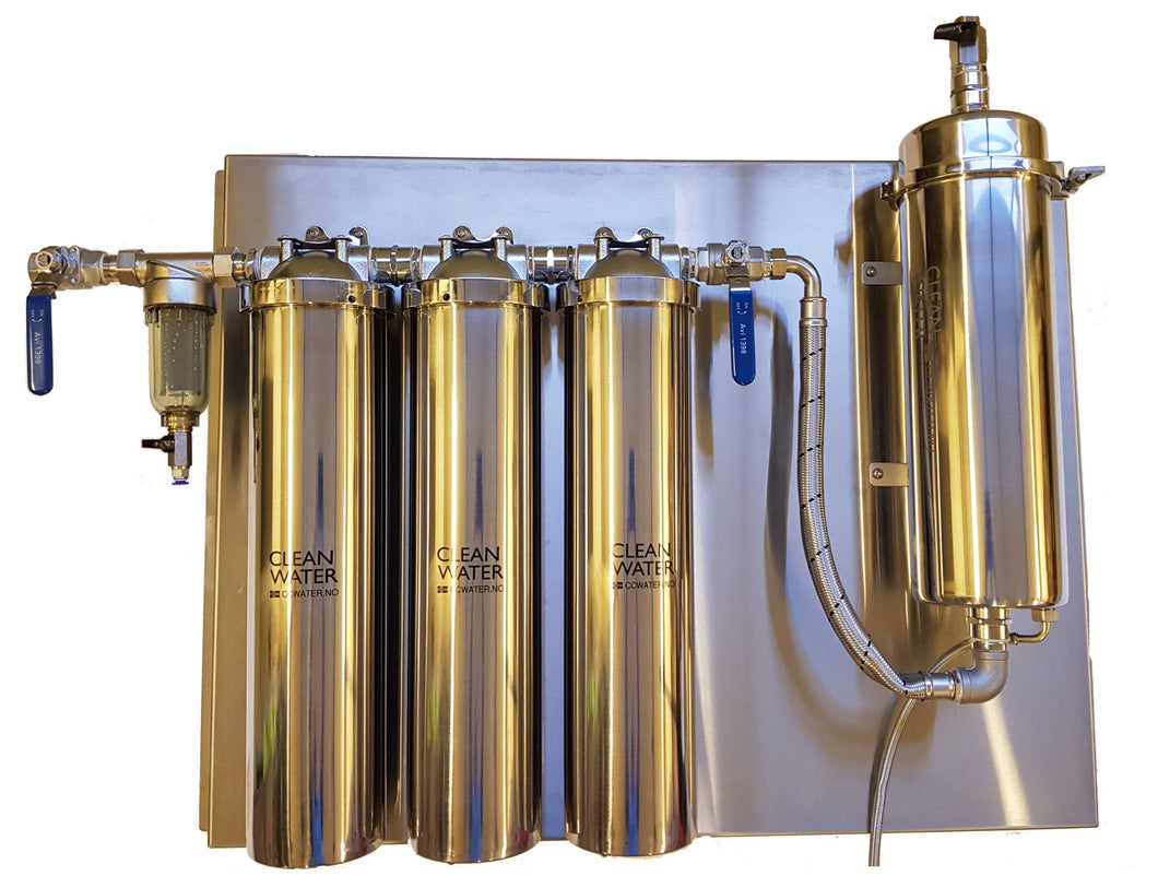 Vannrenseanlegg bestående av: Prefilter + 3 Grand kammer og PVDF filter